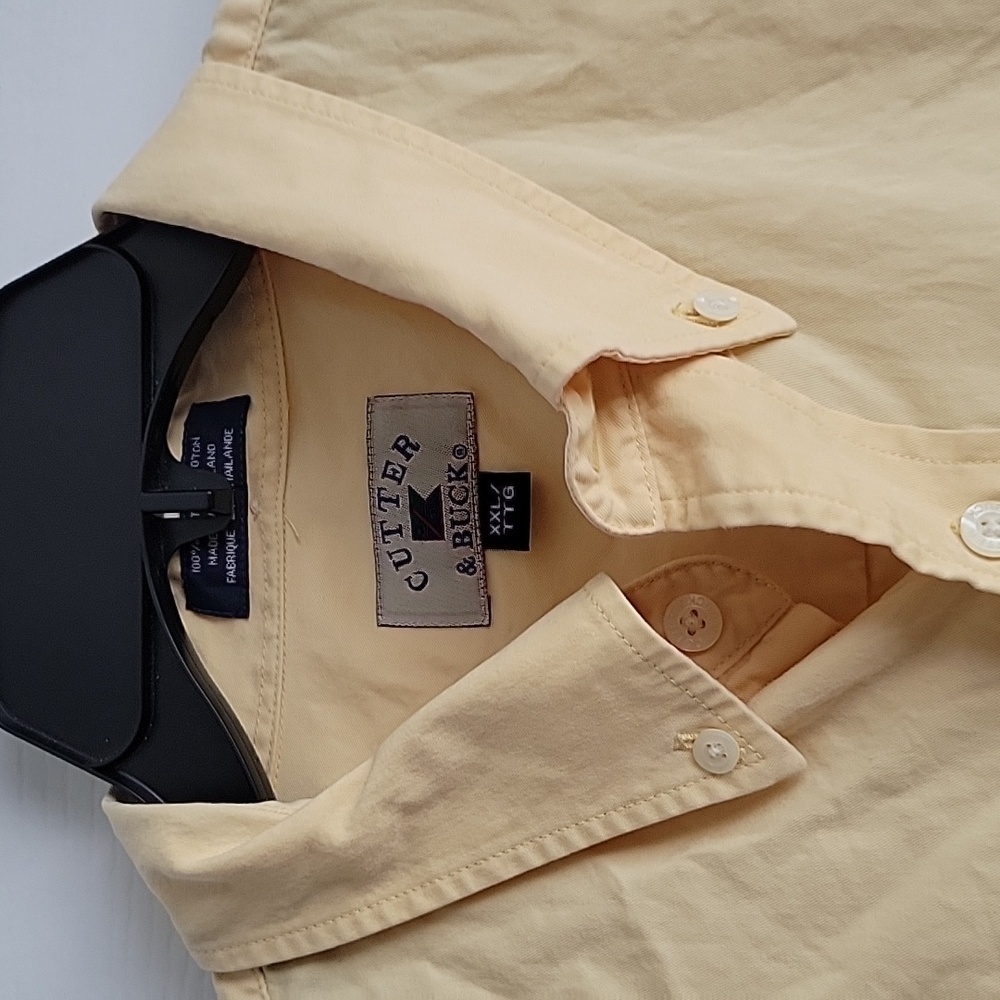 Cutter & Buck Men's Button Up Short Sleeve Shirt - Picture 6 of 14